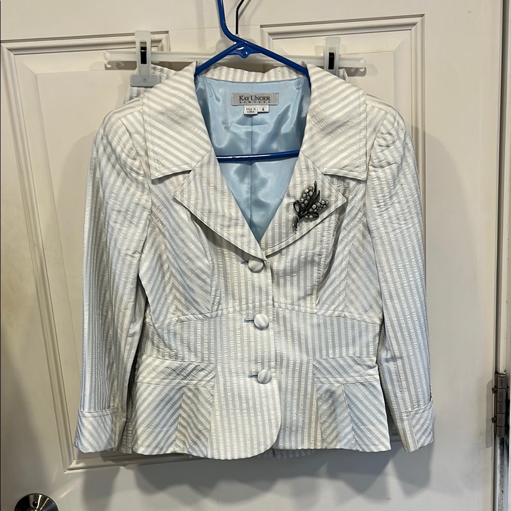 Kay Unger White Striped Women's Blazer